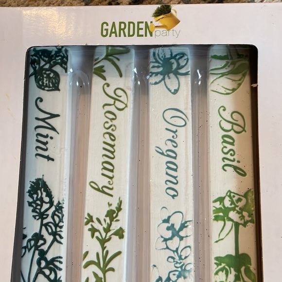 New in Package Garden Party indoor/outdoor herb stakes - Picture 2 of 4